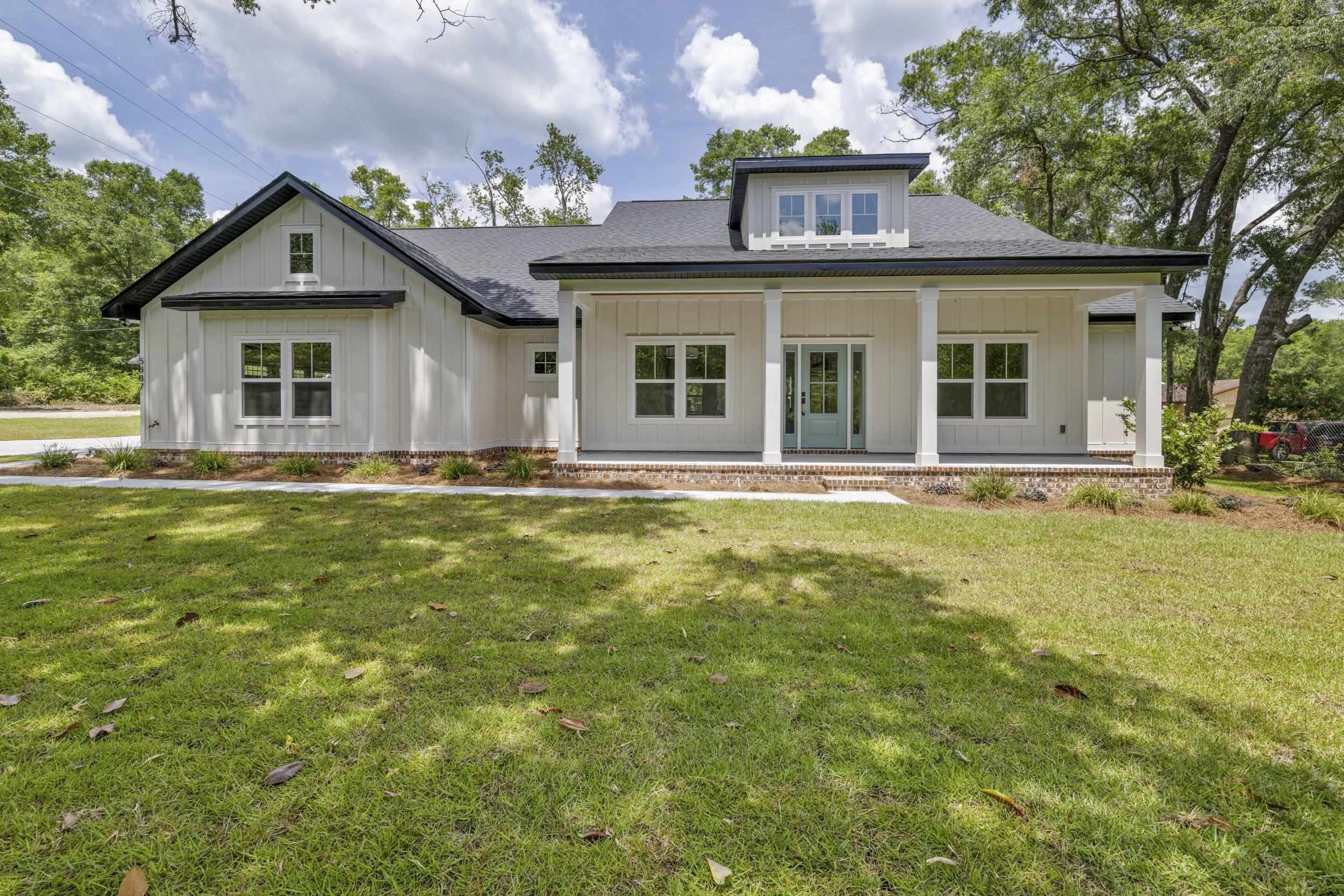 Property Photo: 5887 Williams Road FL 32311