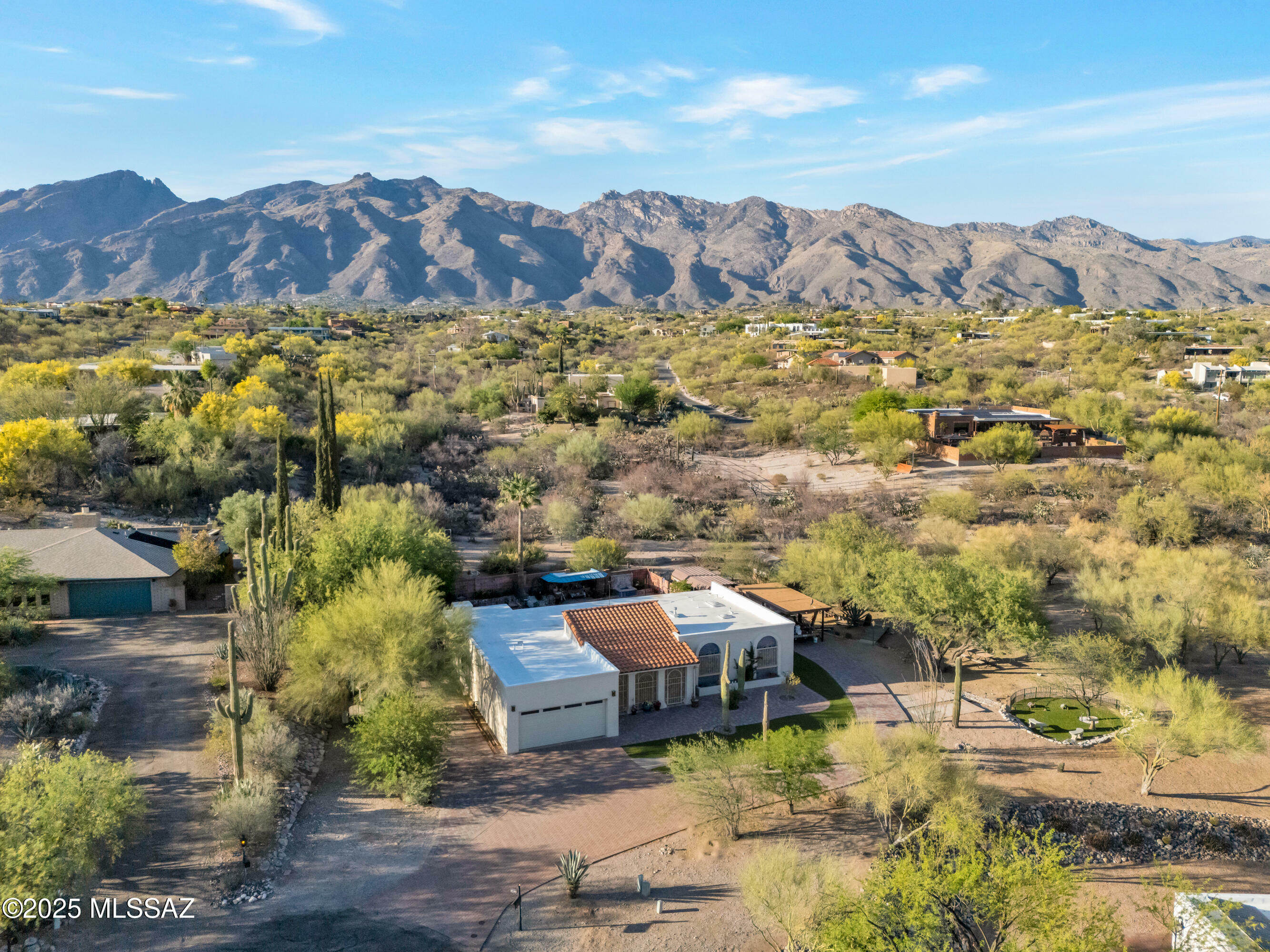 Property Photo: 4764 N Circulo Del Bac AZ 85718