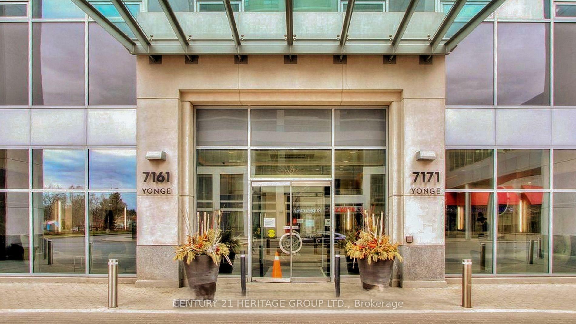 Property Photo: 7171 Yonge Street 1005 ON L3T 0C5