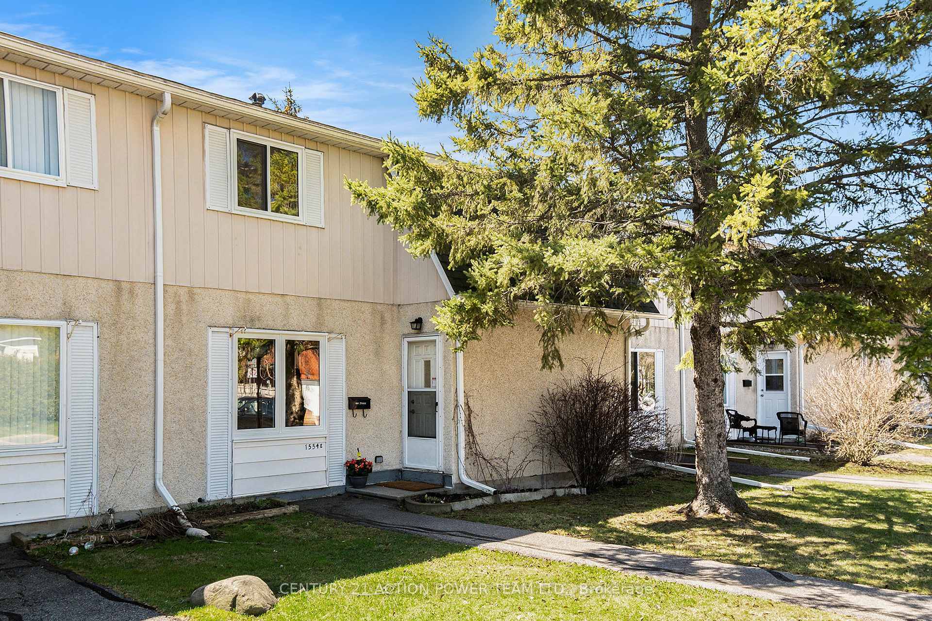 Property Photo: 1554 E Beaverpond Drive 125 (E) ON K1B 3R9
