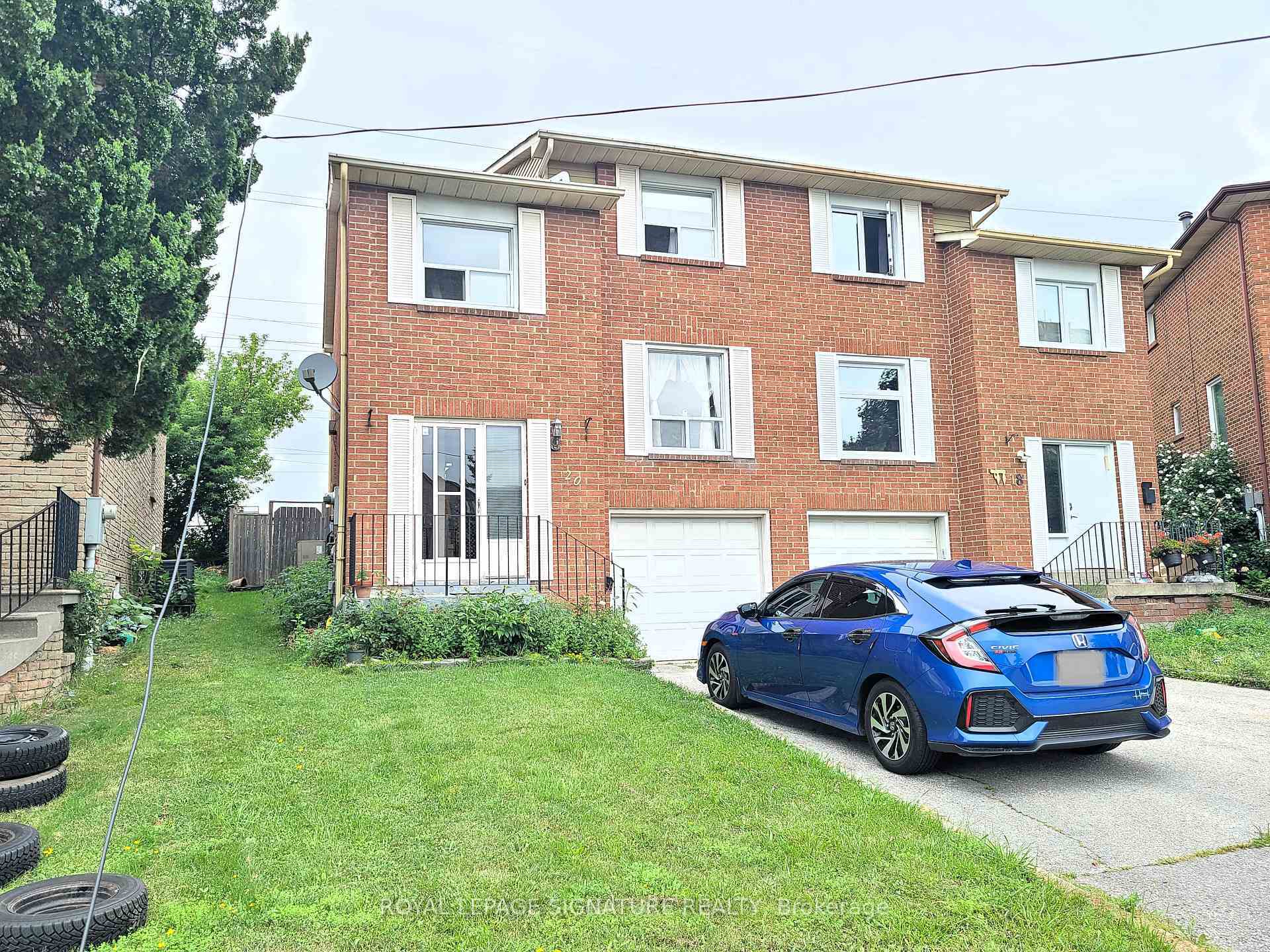 Property Photo:  20 Henry Welsh Drive  ON M2R 3P4 