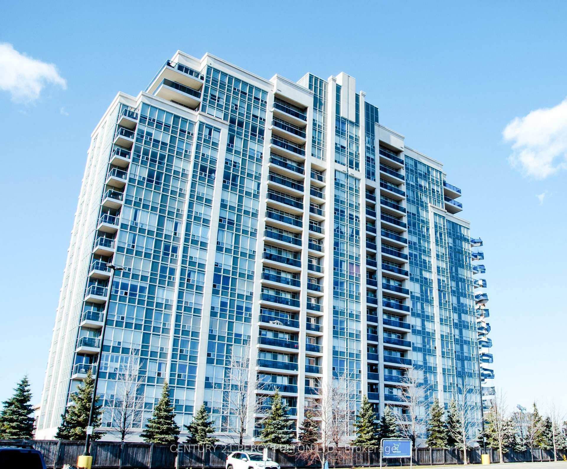 Photo de la propriété: 15 North Park Road 707 ON L4J 0A1