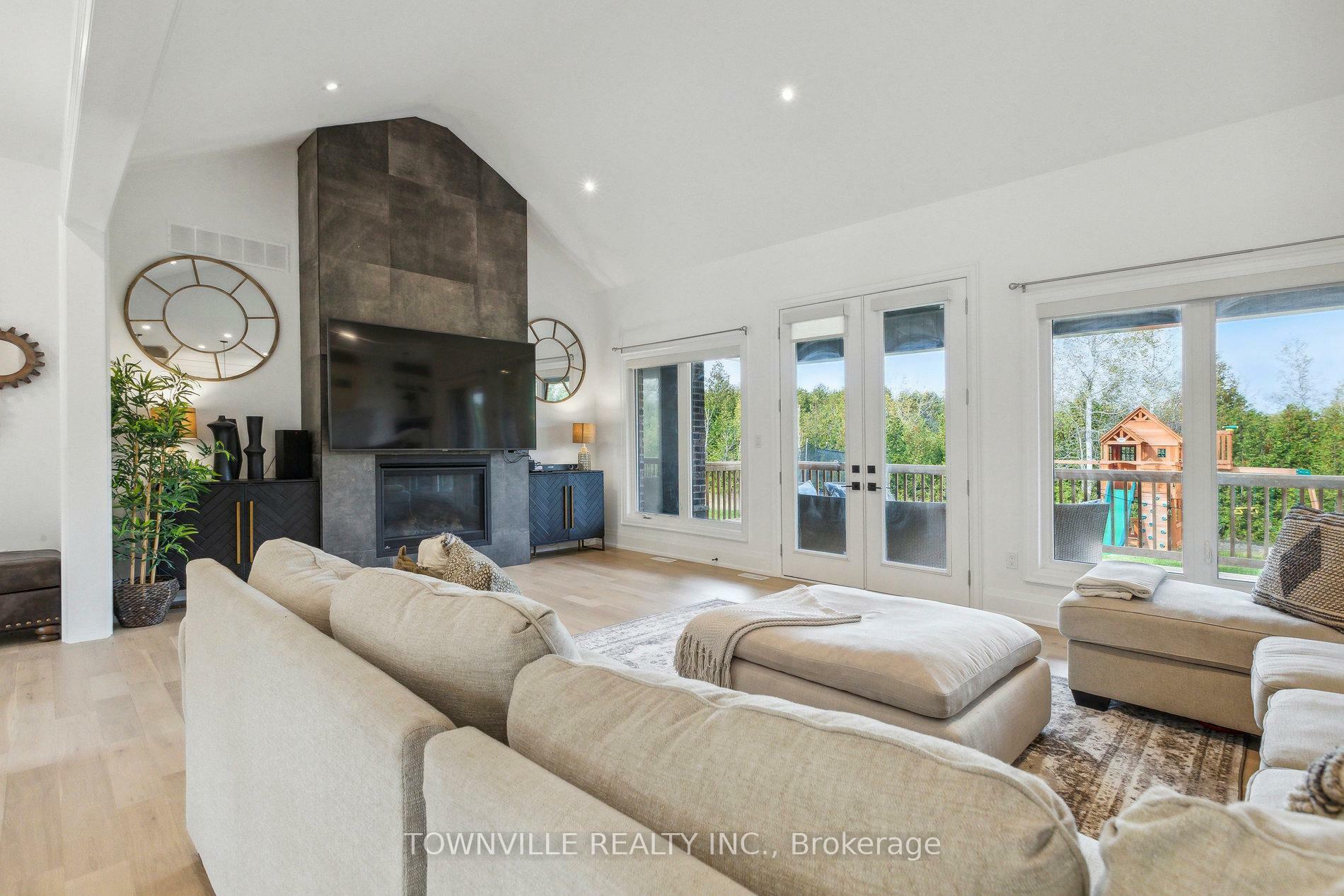 Property Photo: 9042 Sideroad 10 N/A ON L7J 2L8