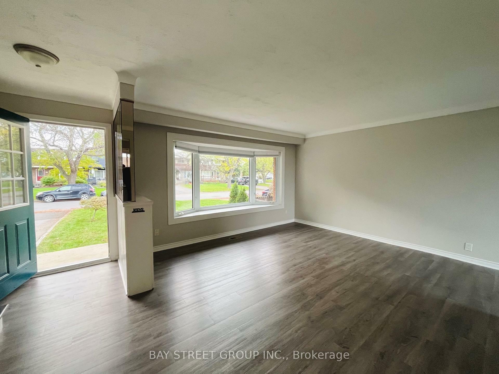 Property Photo: 35 Black Knight Road ON L2N 3B9