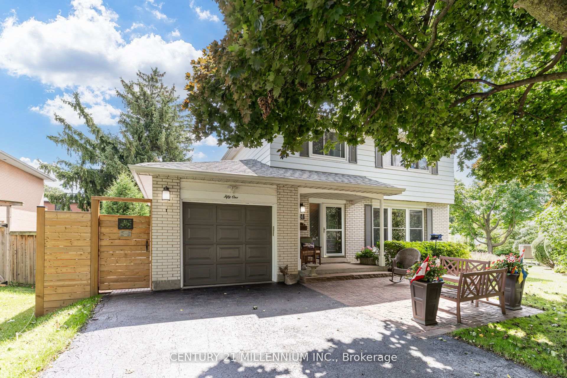 51 Alderway Avenue  Brampton ON L6Y 2B8 photo