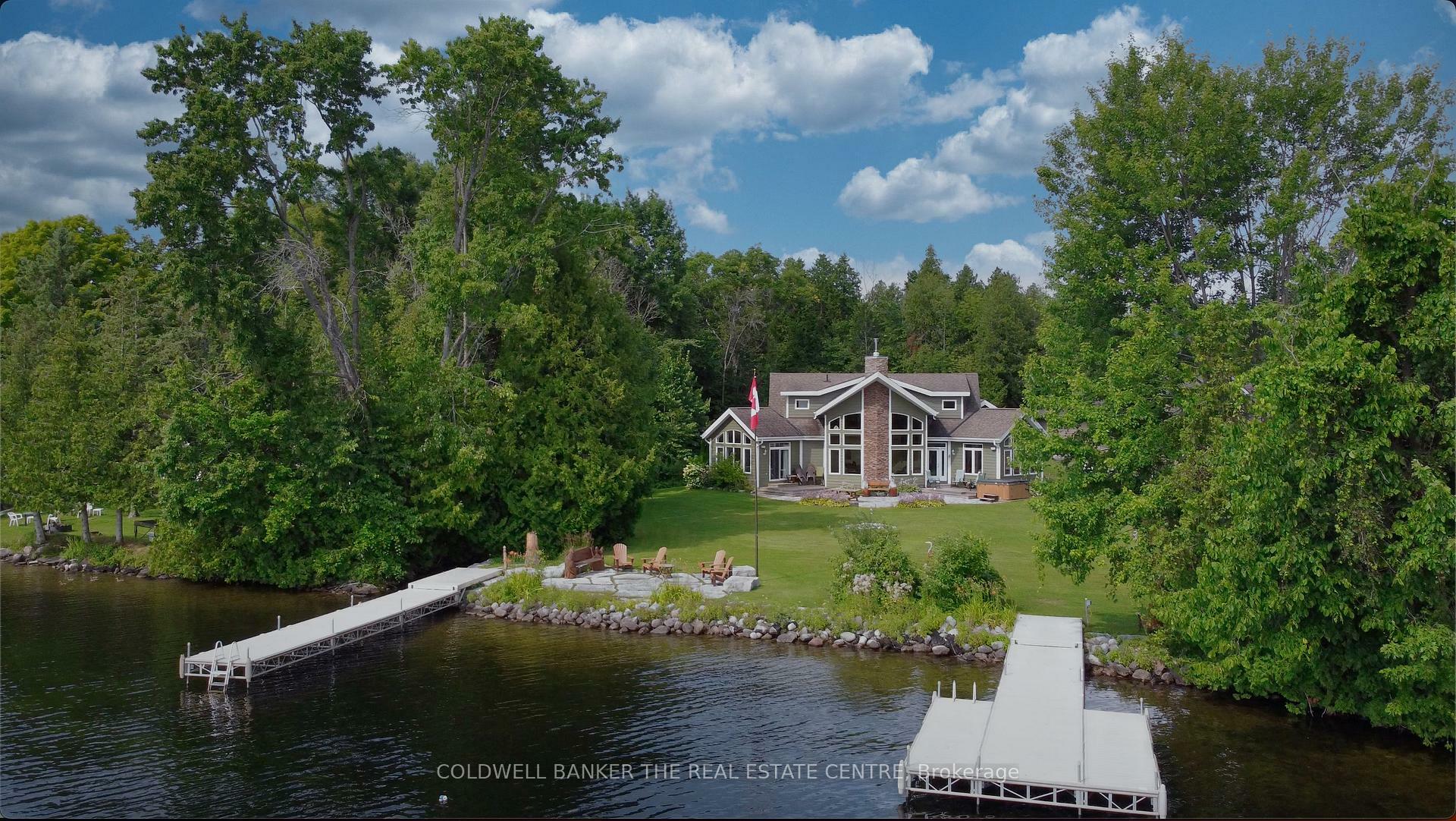 Property Photo: 126 Jasper Drive ON K0M 2B0