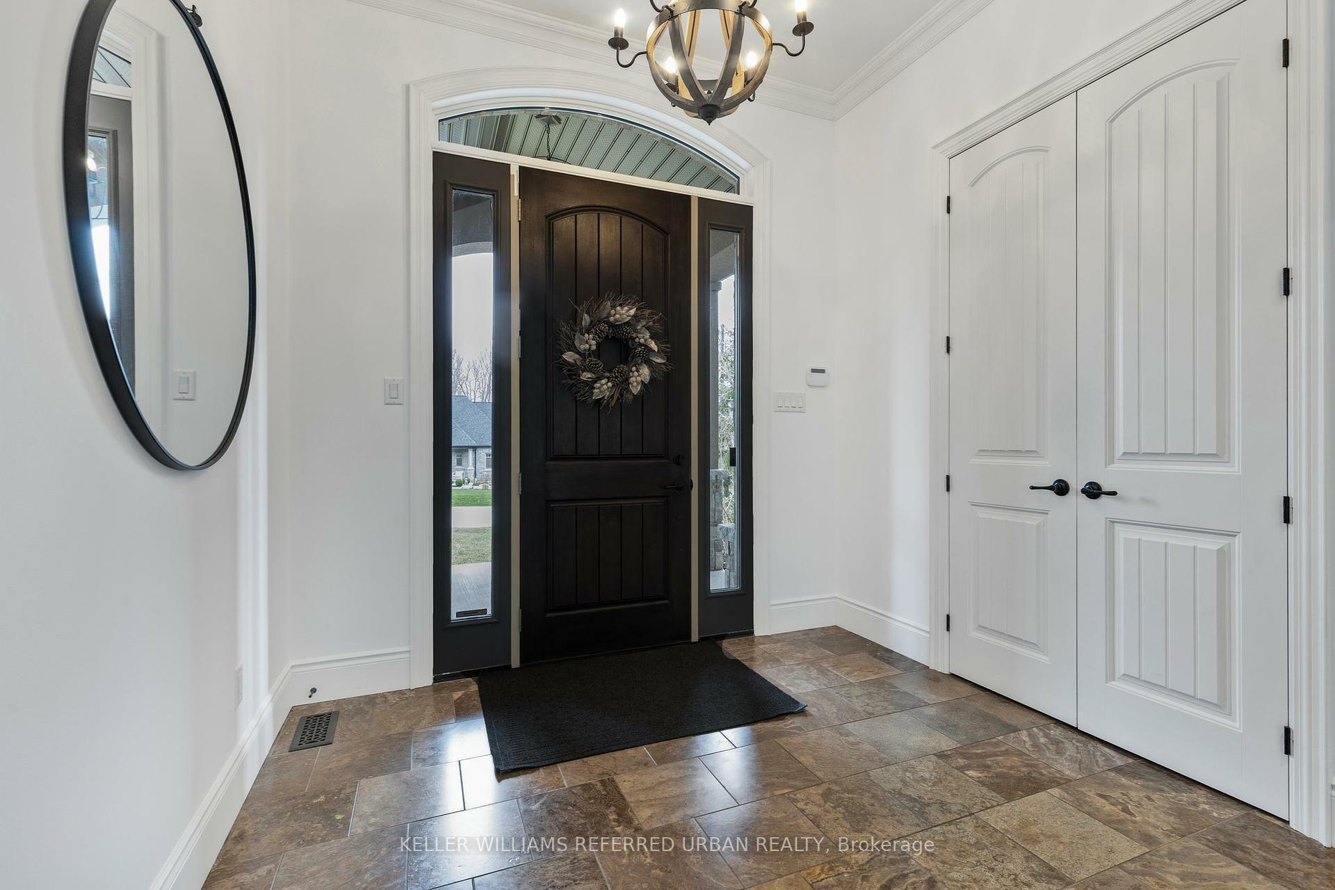 Photo de la propriété:  25 Heron Boulevard  ON L0L 1Y3 