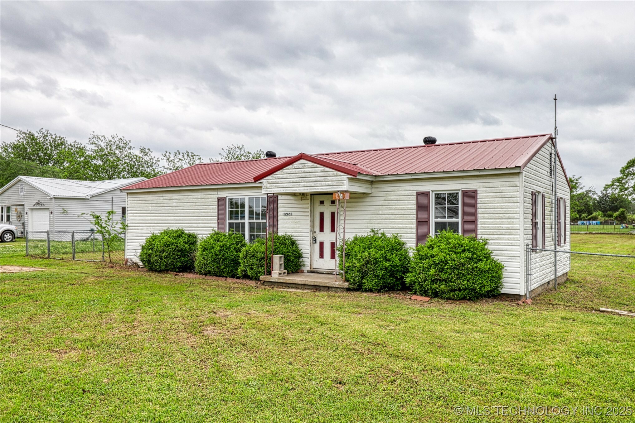 Property Photo:  12652 W 270 Highway  OK 74501 