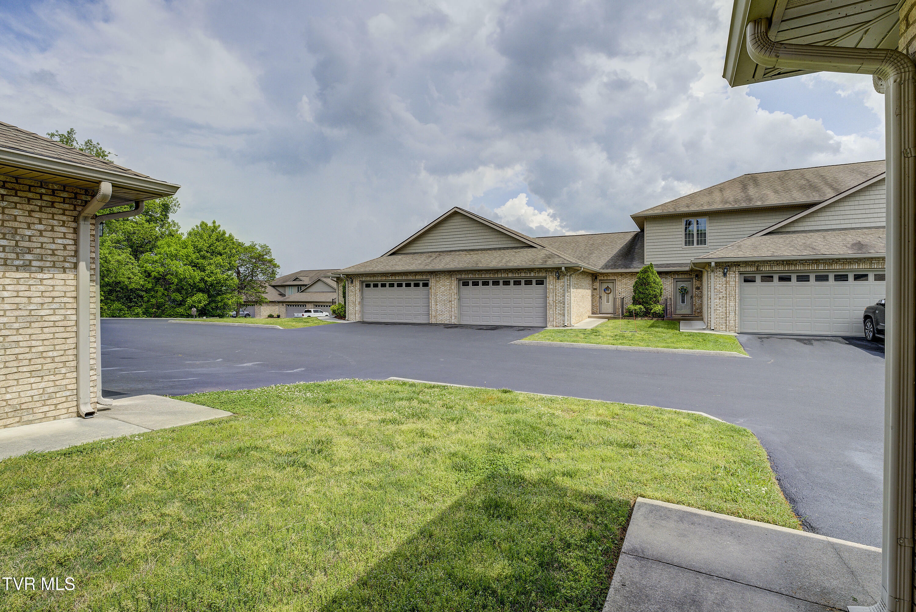 Property Photo: 575 Boring Chapel Road 31 TN 37615