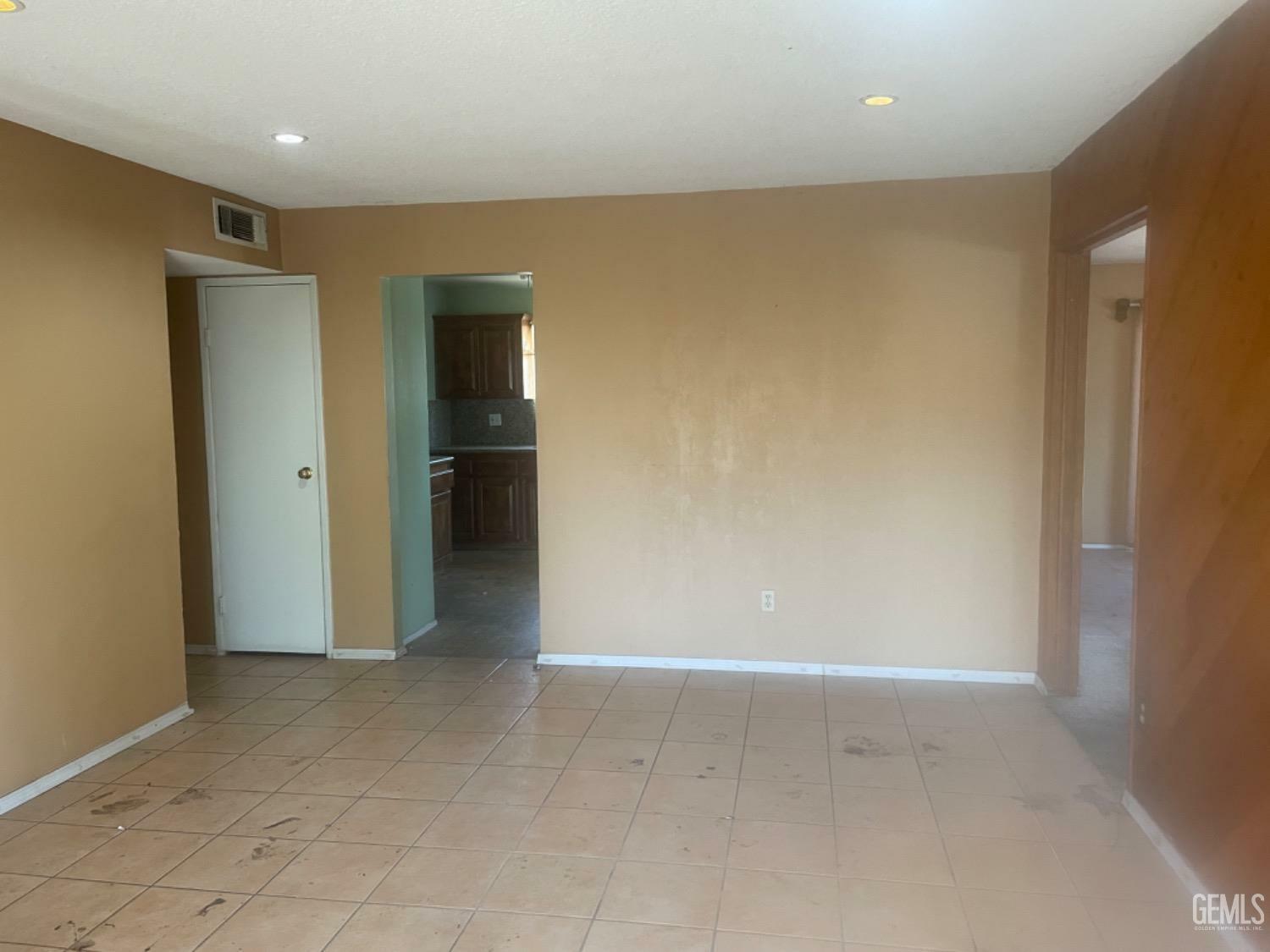 Property Photo: 4145 Courtney Street CA 93312