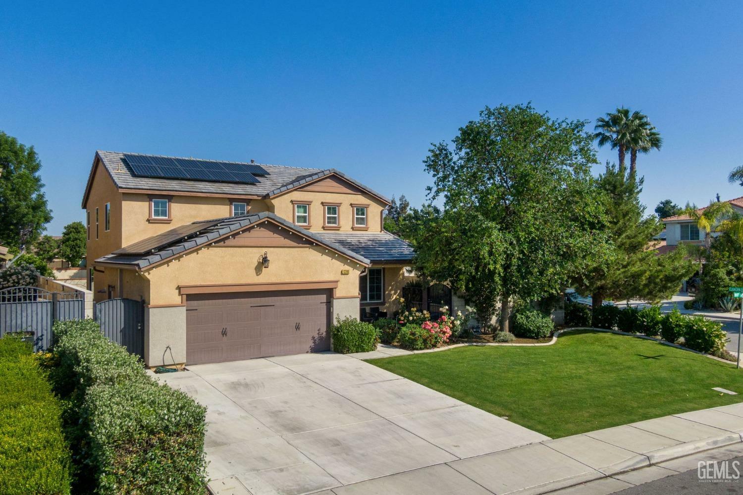Property Photo:  12200 White Rapids Way  CA 93311 
