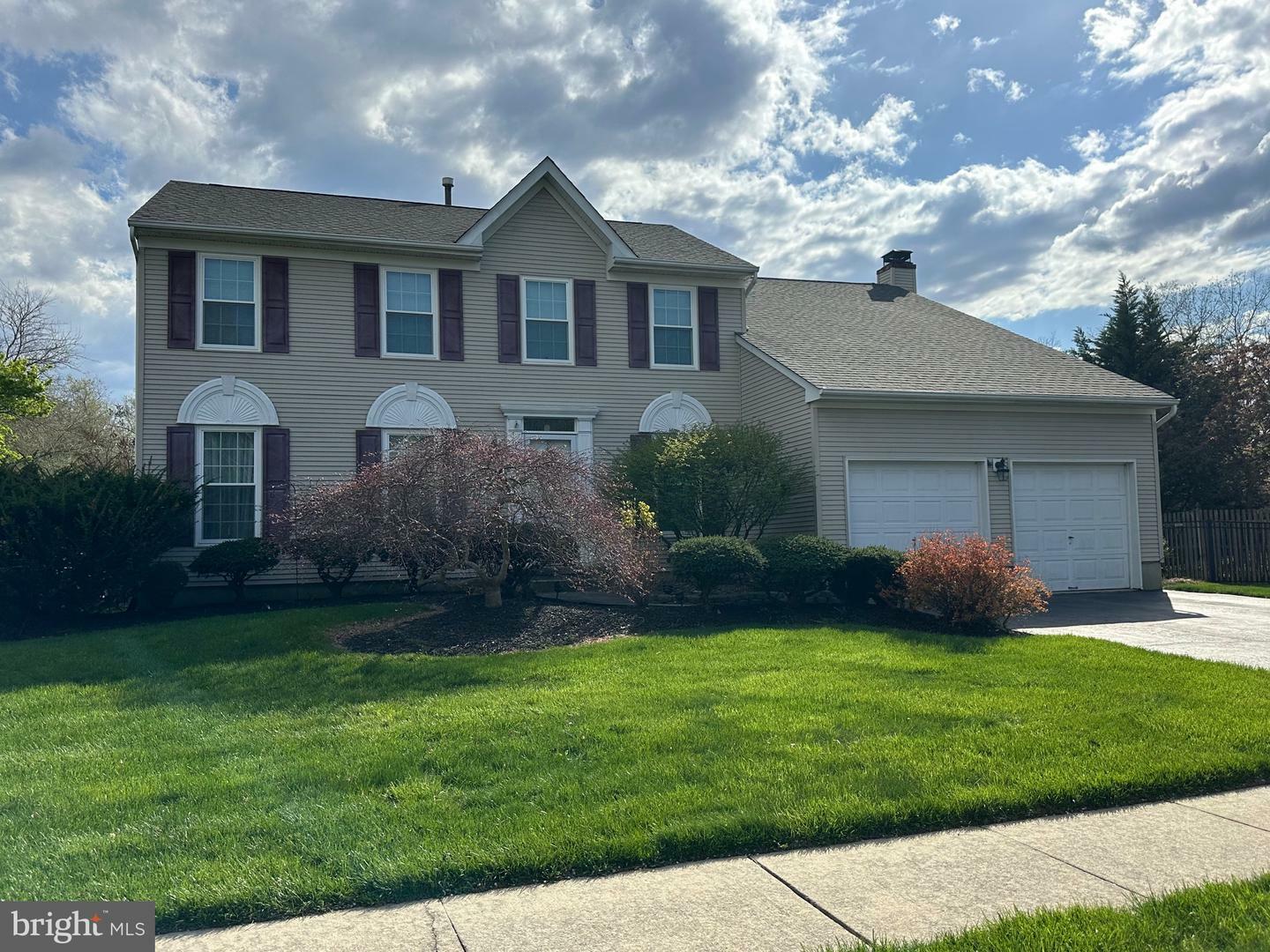 216 Ivanhoe Drive  Robbinsville NJ 08691 photo