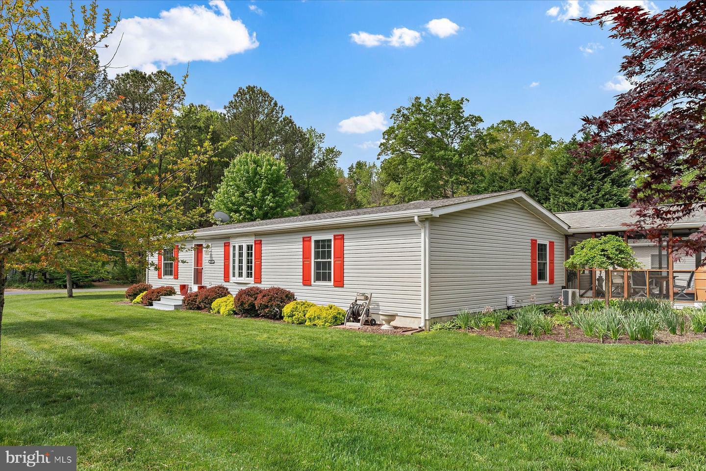 Property Photo: 35978 Squirrels Run Circle DE 19970