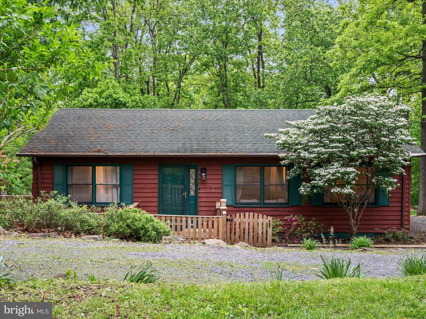 Property Photo: 649 Ulysses Way VA 22642