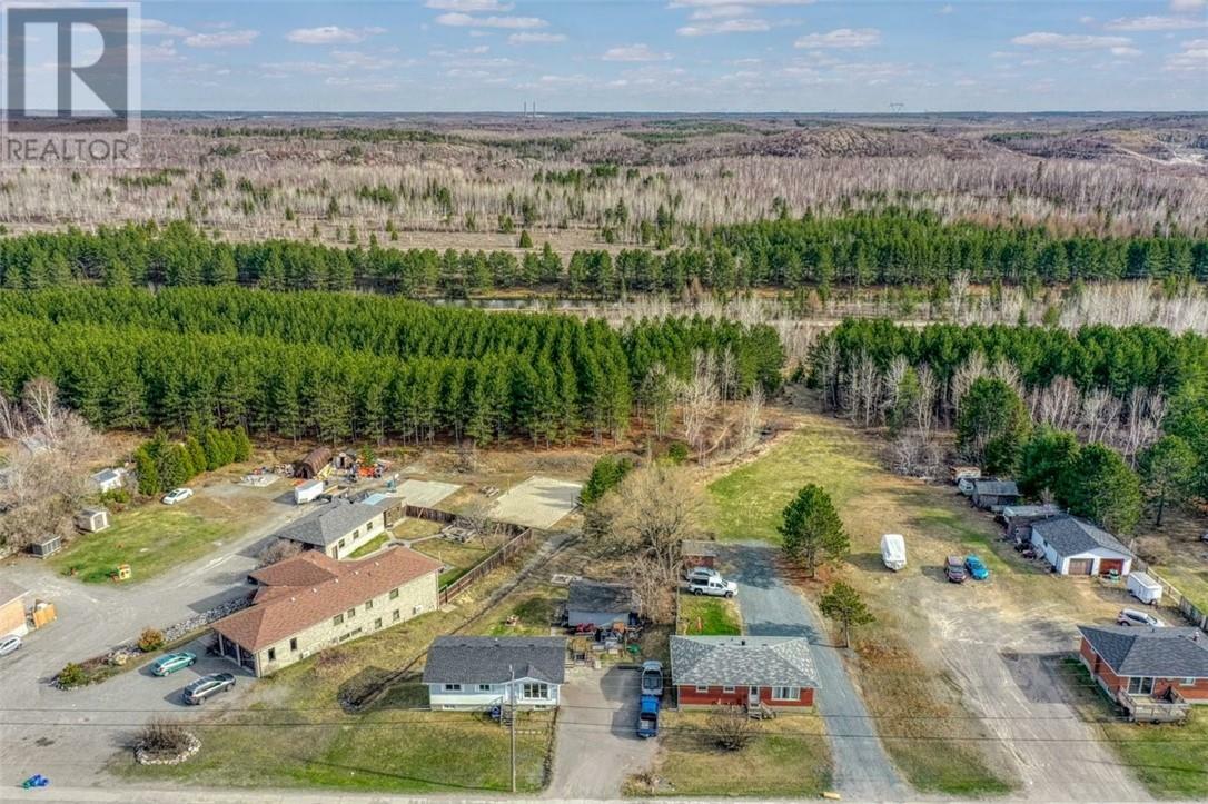 Property Photo:  2528 Falconbridge Highway  ON P3L 1K5 