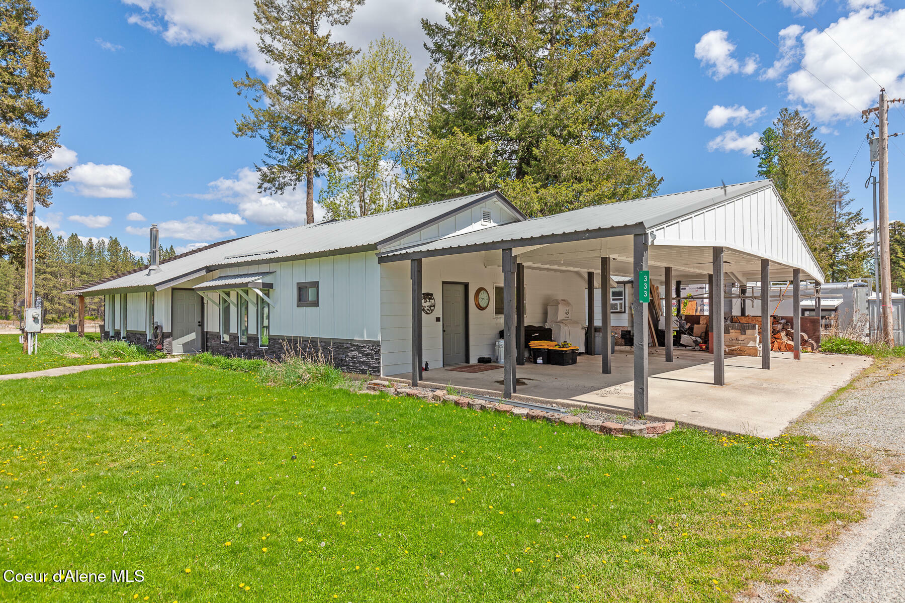 Property Photo: 333 E Cedar Lane ID 83856