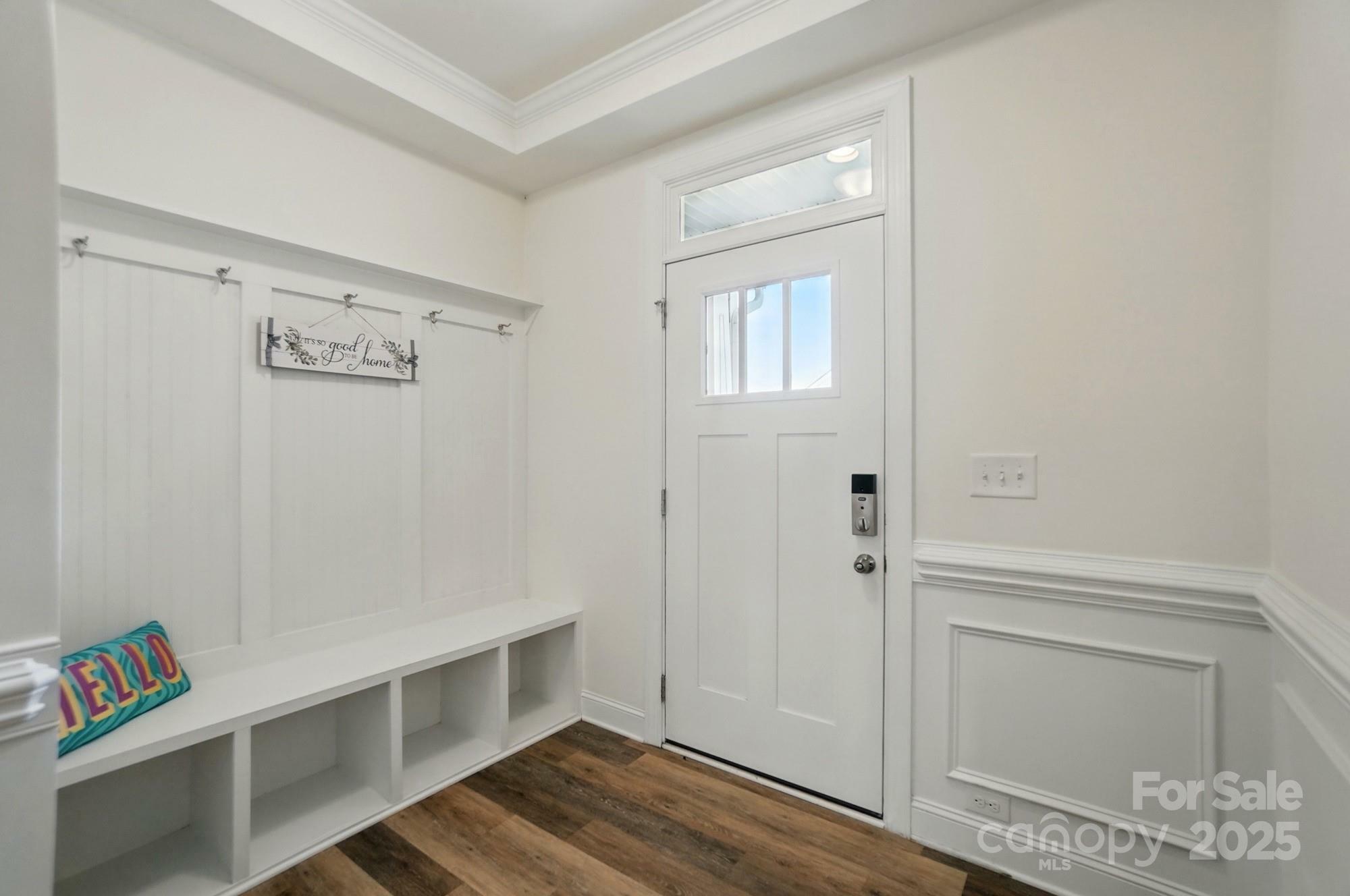 Property Photo: 8018 Saluda Drive NC 28269