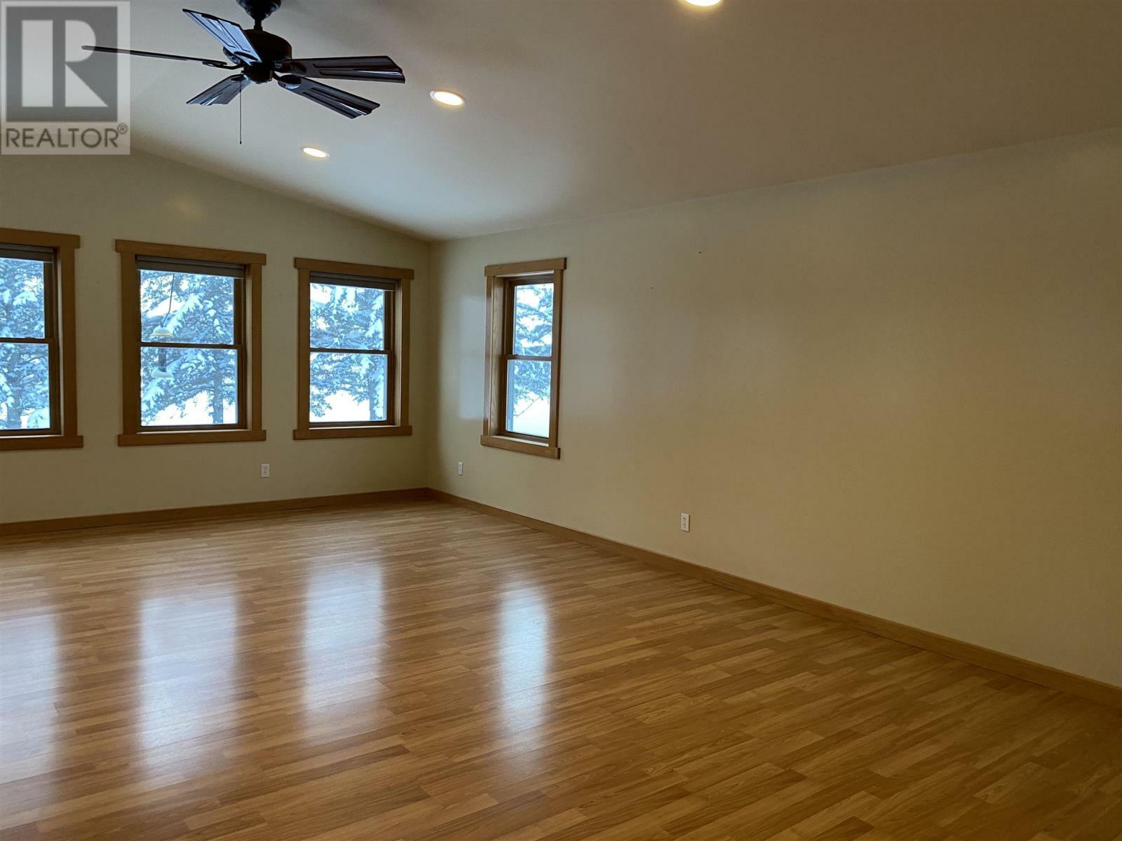 Property Photo: 987 Redford Rd ON P0W 1E0
