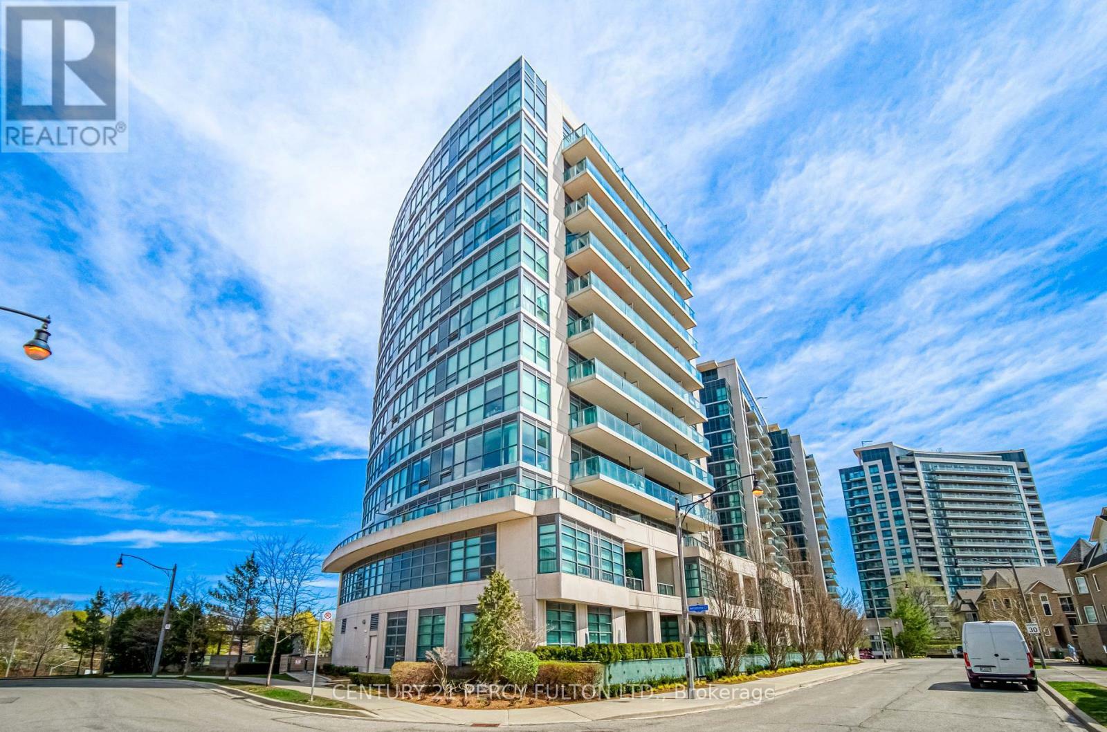 Property Photo: 35 Brian Peck Crescent 504 ON M4G 0A5