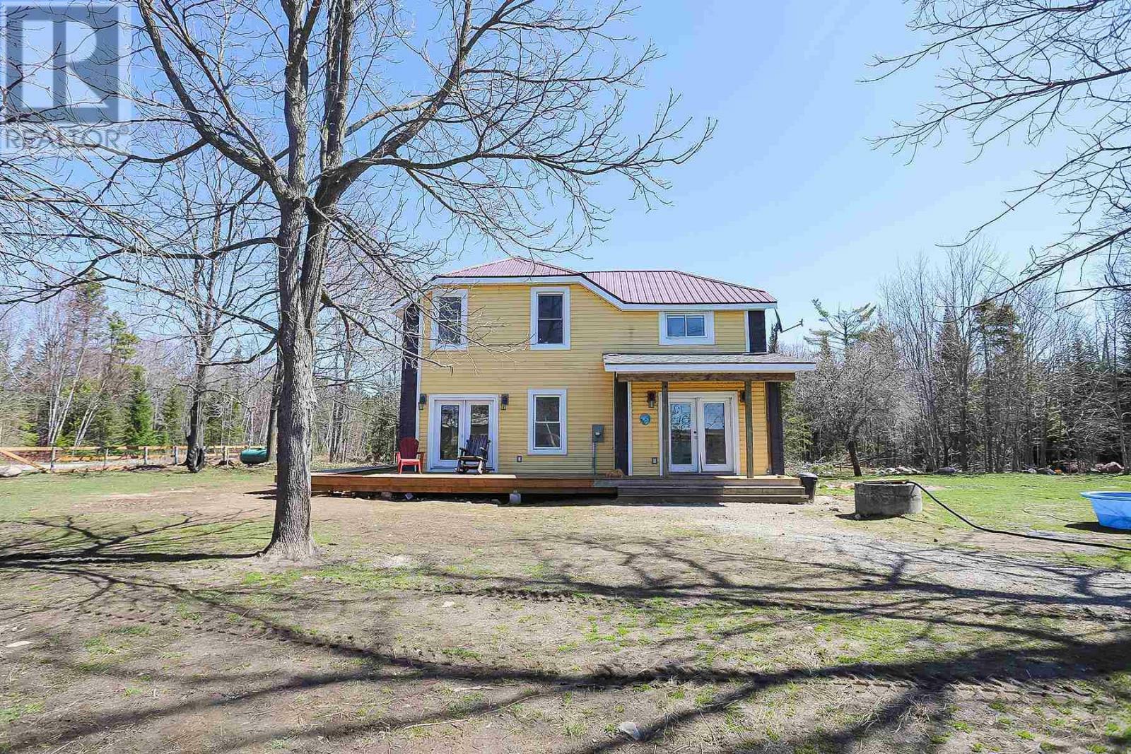 Property Photo: 2521 U Line Rd ON P0R 1G0