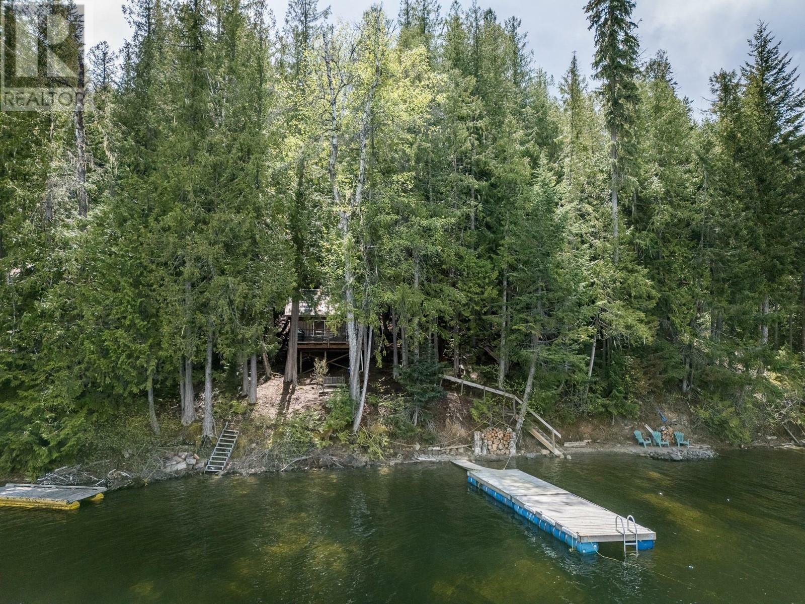 Property Photo: 5319 East Barriere Lake Fs Road BC V0E 1E0