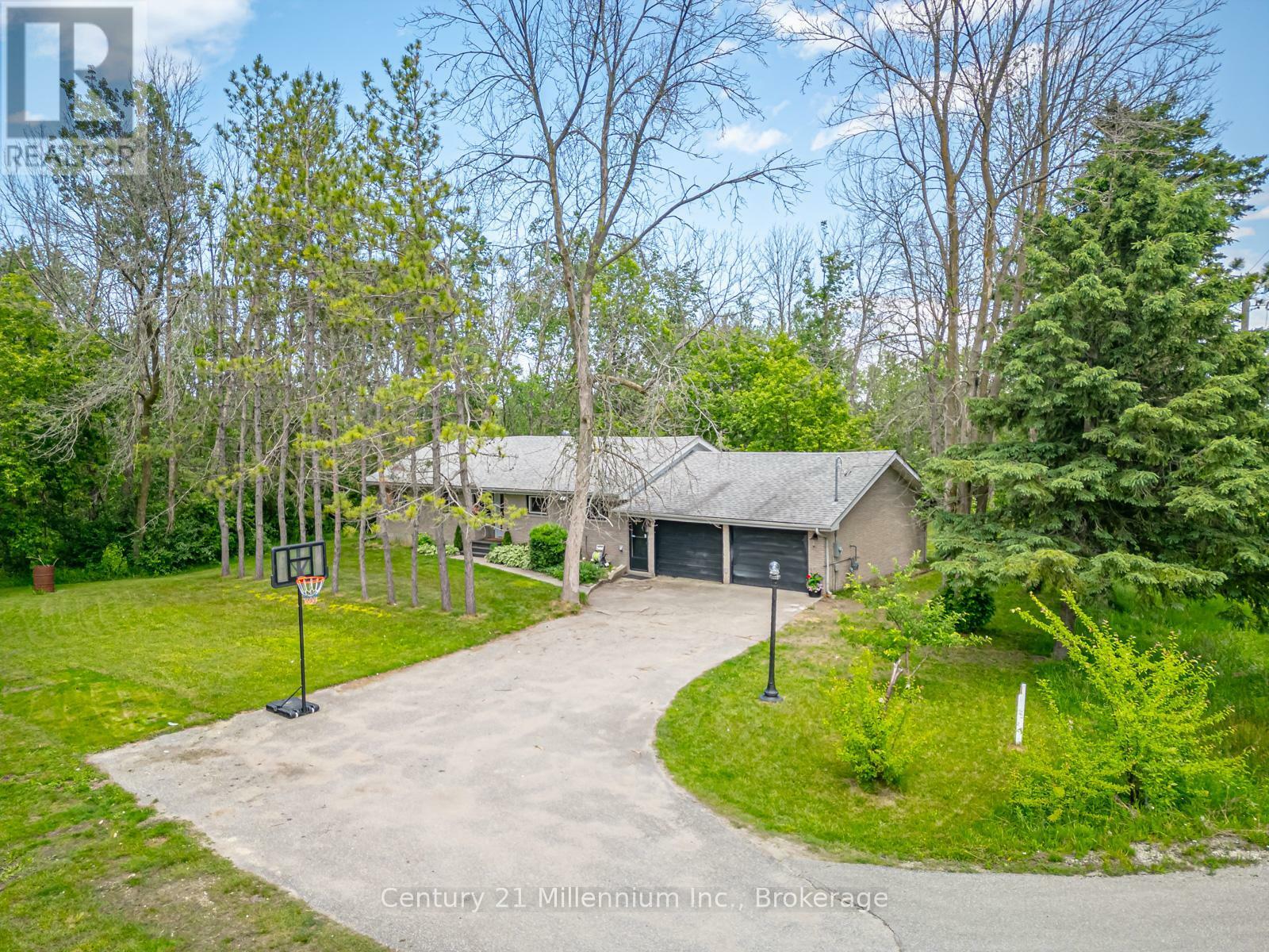 Property Photo: 6278 Vancise Court ON L9Z 2G5