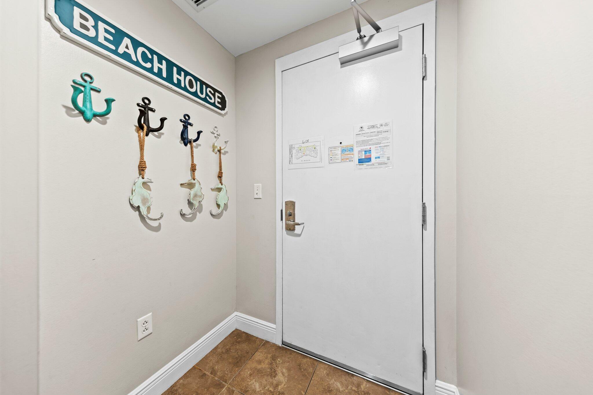 Property Photo: 16701 Front Beach Road 605 FL 32413