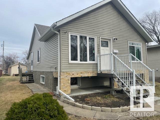 Photo de la propriété: 12007 87 Street NW AB T5B 3N4