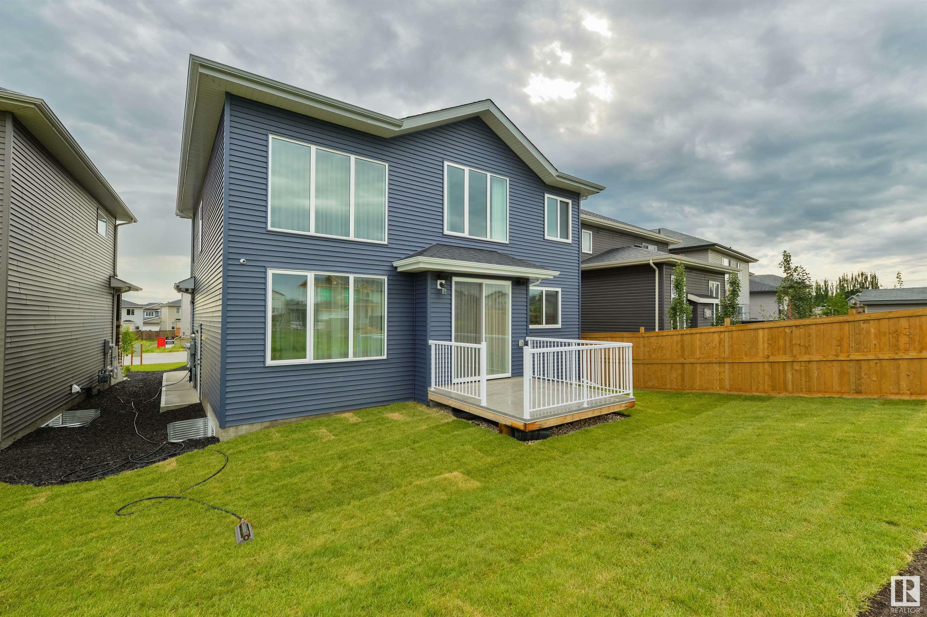 Property Photo: 6 Hull Wd AB T7X 0X4