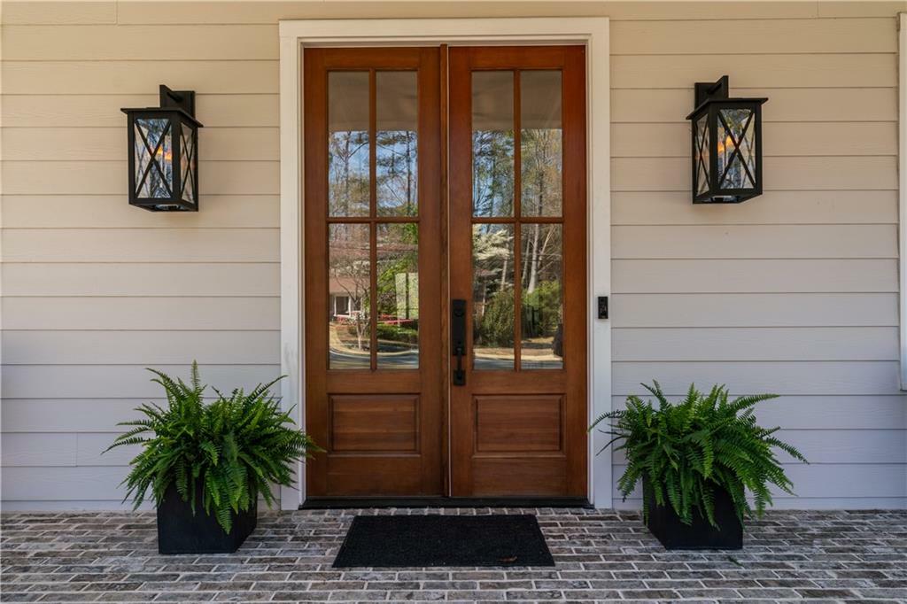 Property Photo: 2373 Sagamore Hills Drive GA 30033