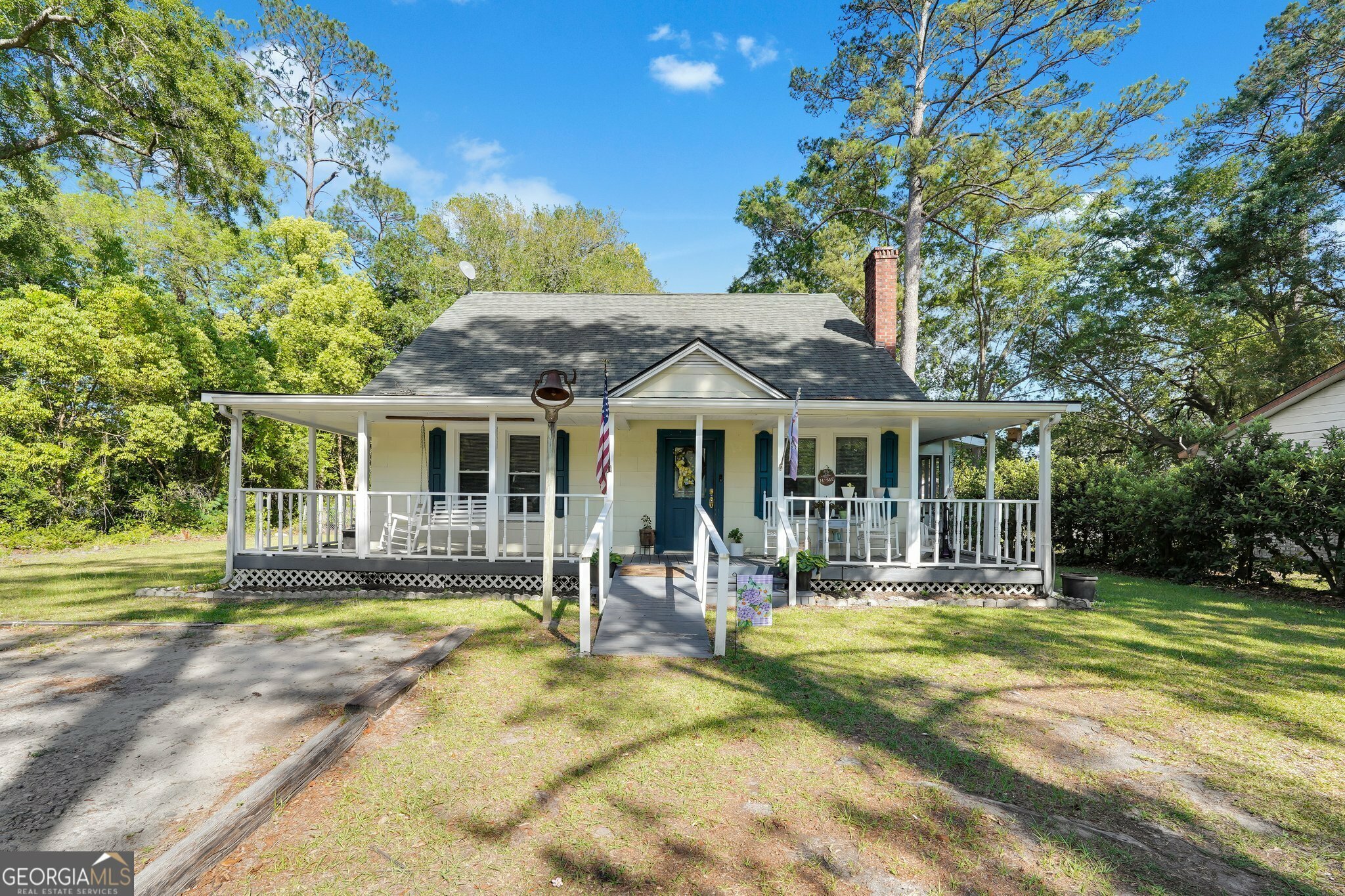 Property Photo: 614 S Main Street GA 31313
