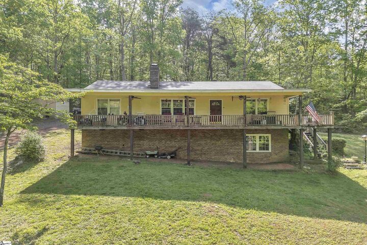 Property Photo:  210 McBulo Drive  SC 29657 