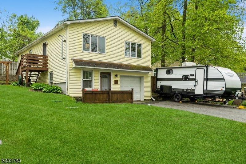 Property Photo: 26 Birch Dr NJ 07462