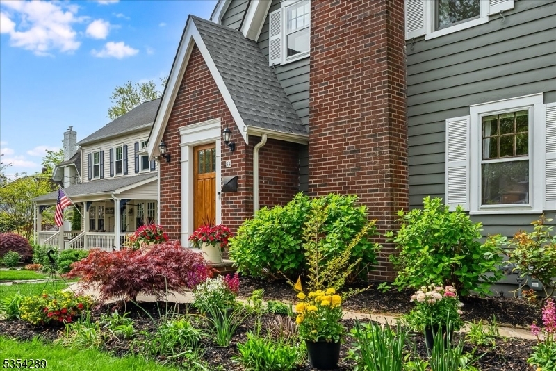 Property Photo:  64 Southern Slope Dr  NJ 07041 