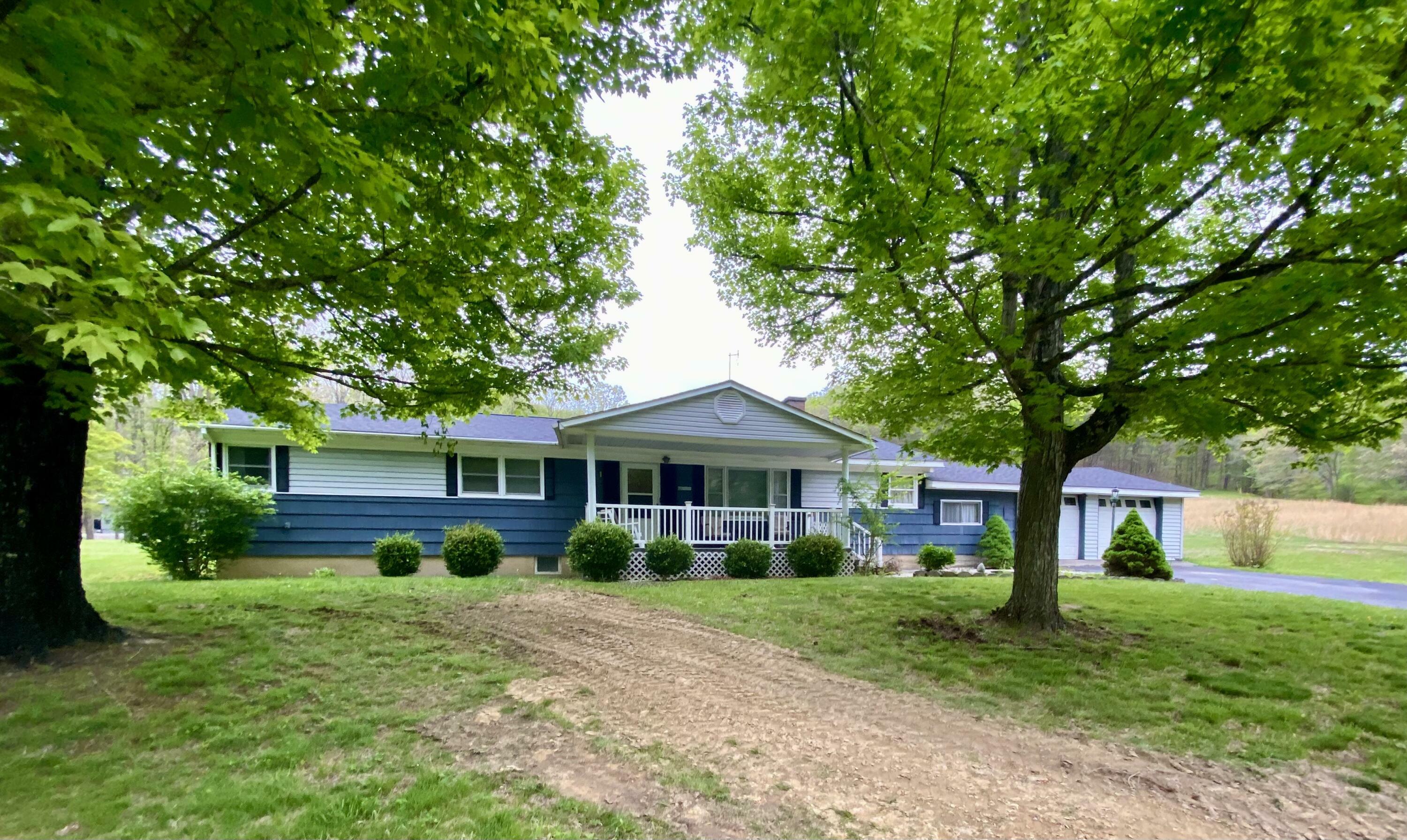811 Harts Run Rd  Caldwell WV 24925 photo