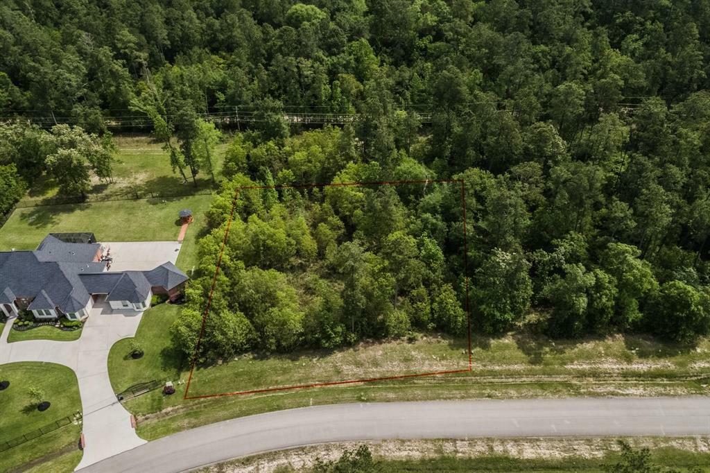 Property Photo: 27588 S Lazy Meadow Way TX 77386