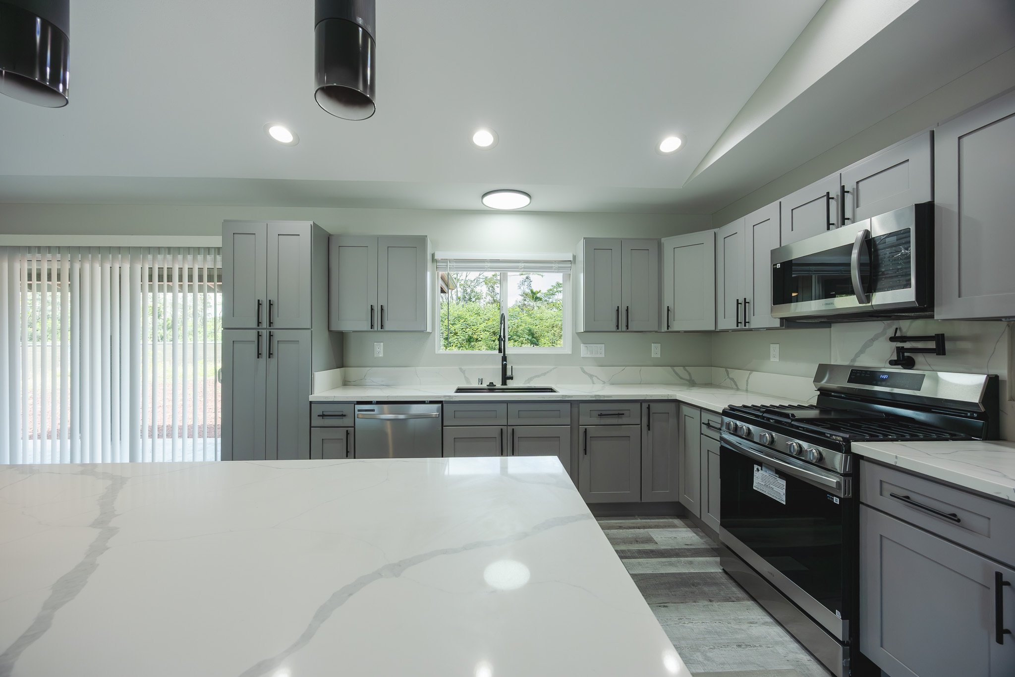 Property Photo: 15-1836 11th Ave HI 96749