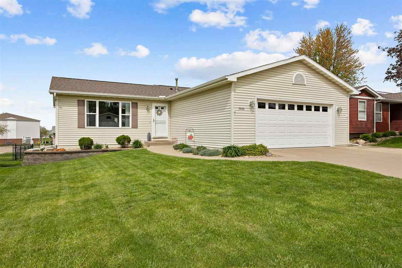 3406 King Dr SW  Cedar Rapids IA 52404 photo