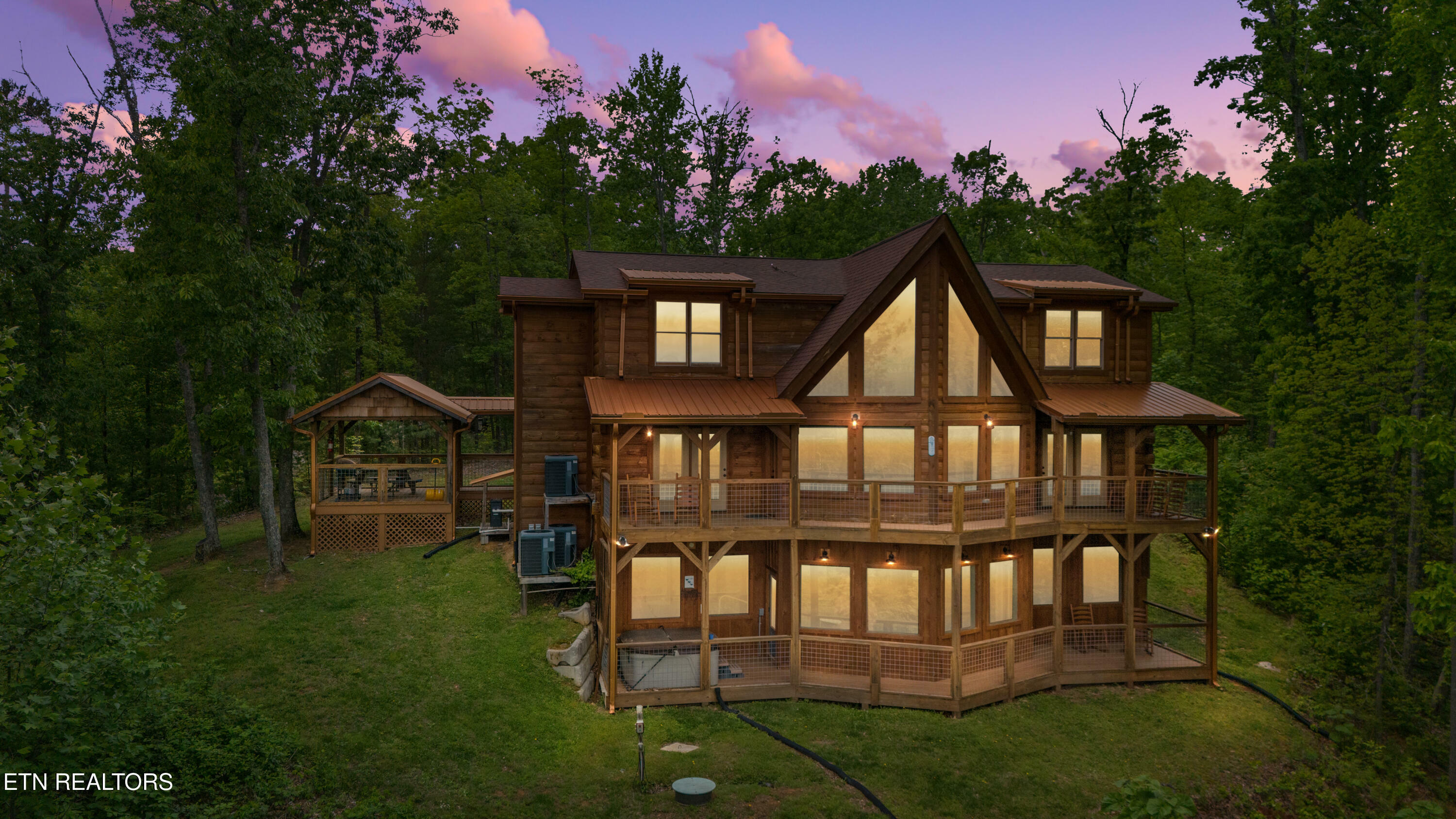 Property Photo: 2631 Sawmill Branch Drive TN 37862
