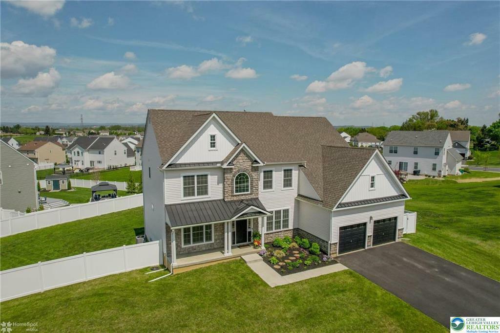 Property Photo: 3318 Highland Drive PA 18045
