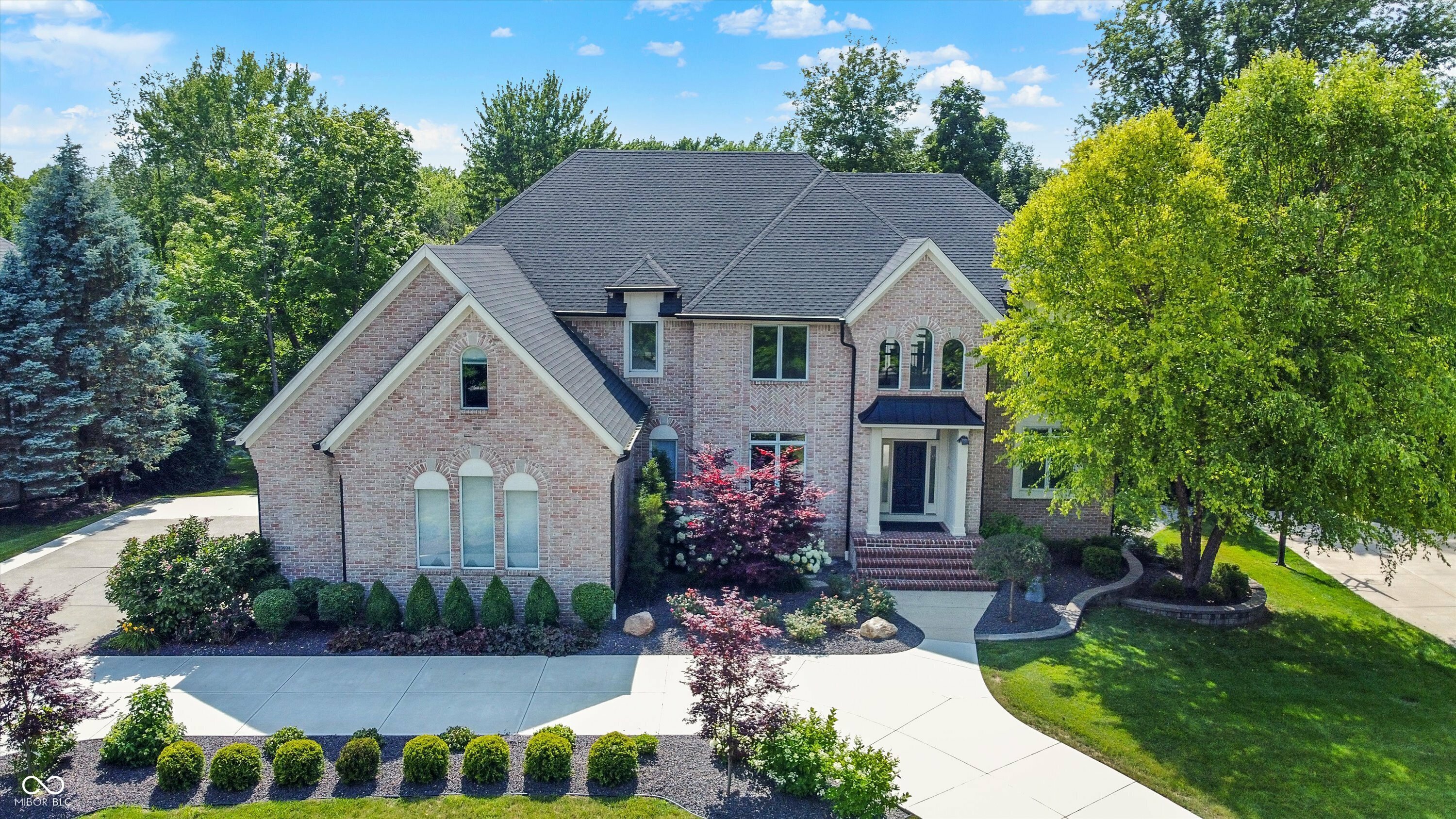 Property Photo: 13934 Salsbury Creek Drive IN 46032