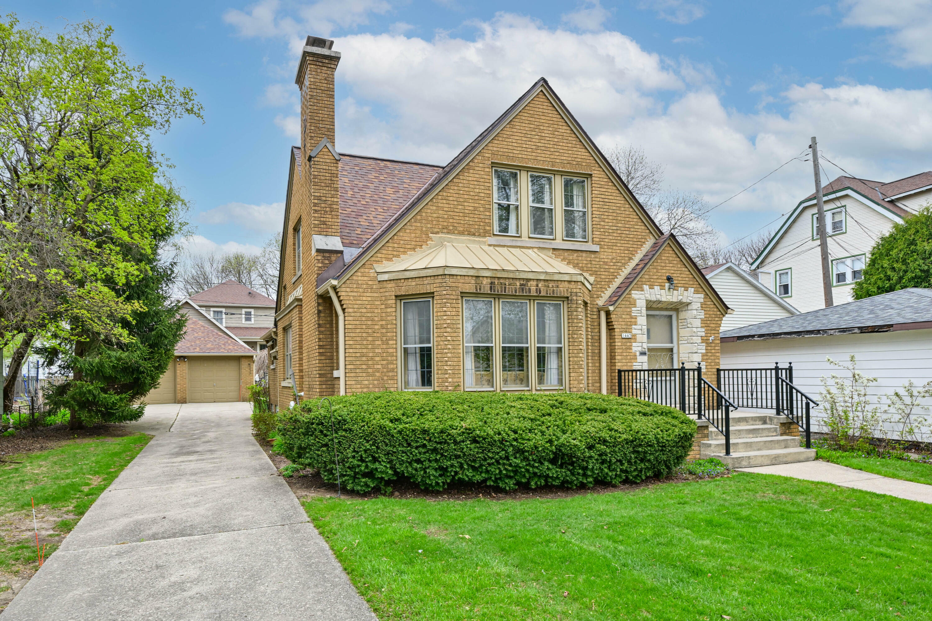 Property Photo: 1443 N 65th St WI 53213