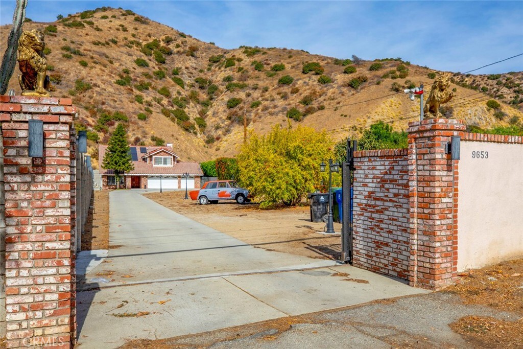 Property Photo: 9653 La Tuna Canyon Road CA 91352