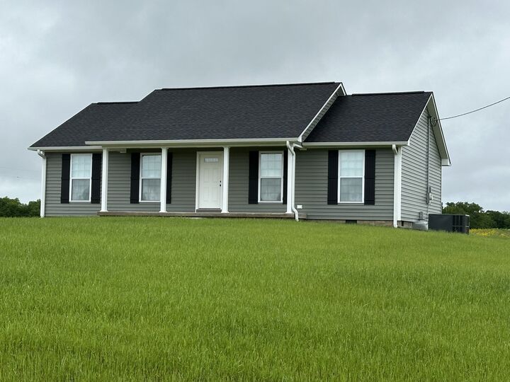 24 Henkle Ln  Loretto TN 38469 photo