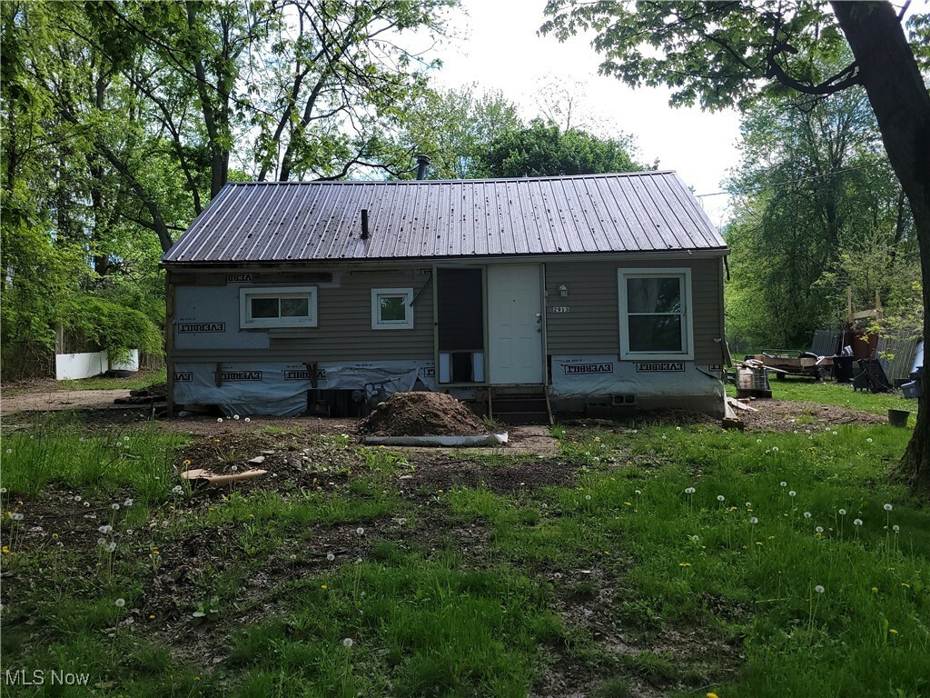 2913 Warren Drive  Uniontown OH 44685 photo