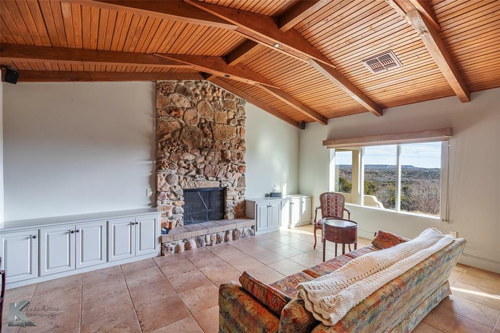 Property Photo: 1225 County Road 280 TX 79562