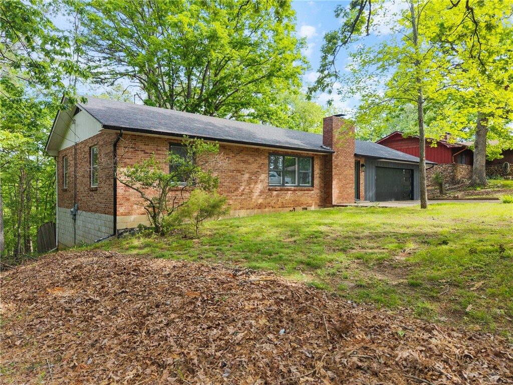 Property Photo: 5 College Street AR 72632