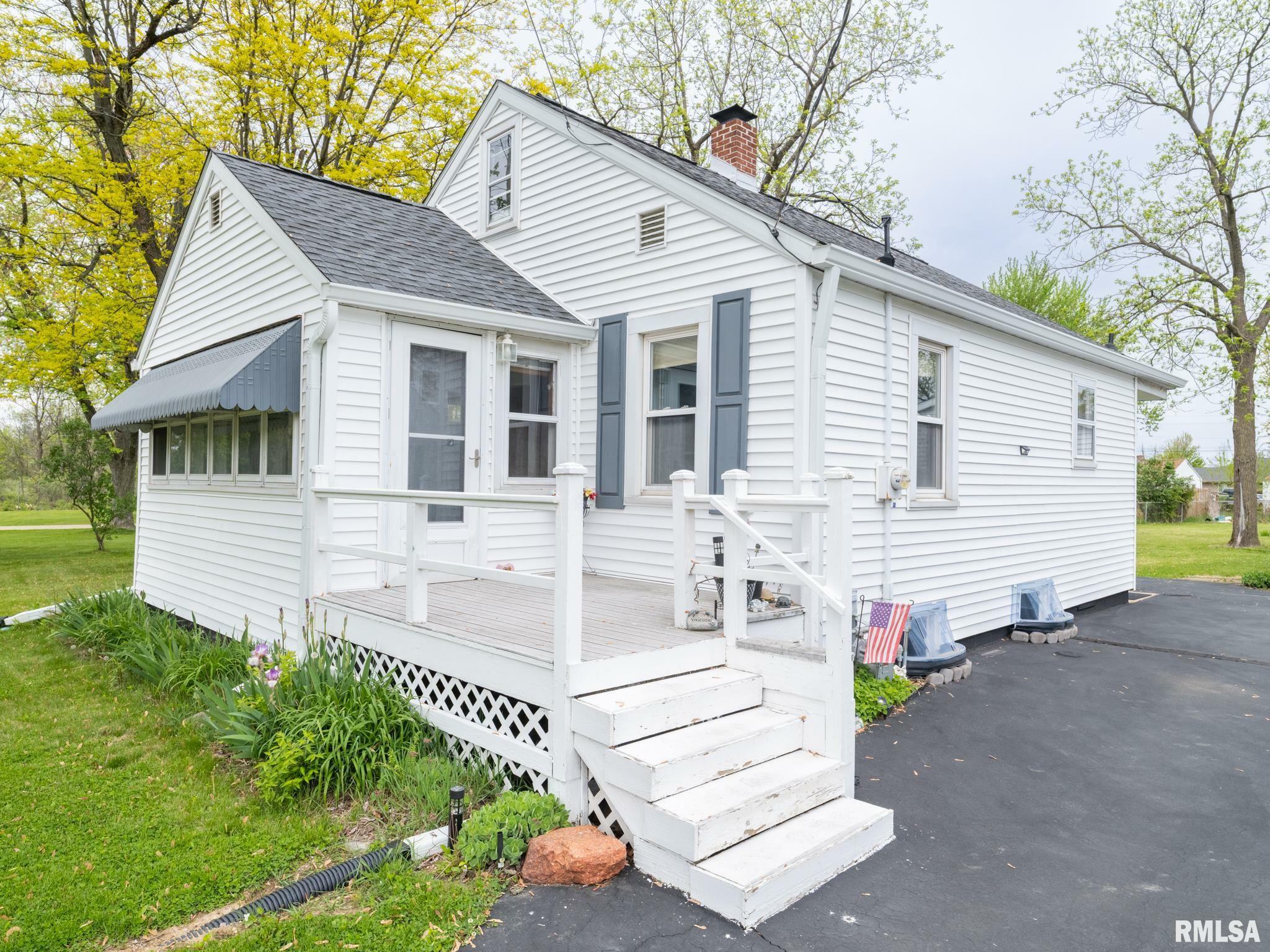Property Photo: 312 Ritchie Street IL 61611