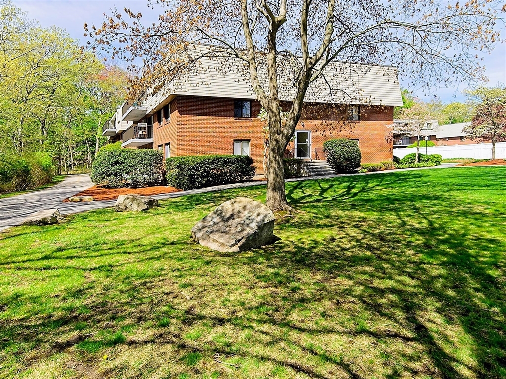 Property Photo: 573 Broad St 234 MA 02189