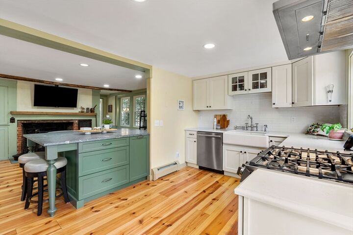 Property Photo:  228 Main St  MA 01450 